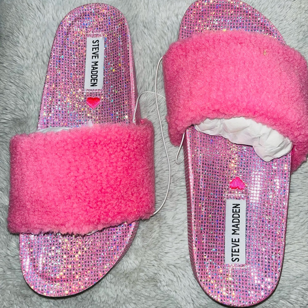 Steve Madden Pink Glitter Fuzzy Slides